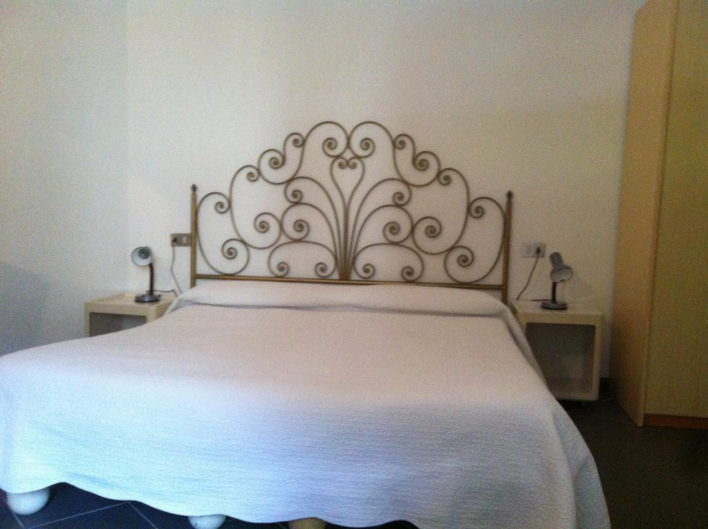 Hotel Pensione Moderna Bonassola Szoba fotó