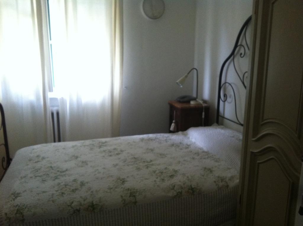 Hotel Pensione Moderna Bonassola Szoba fotó