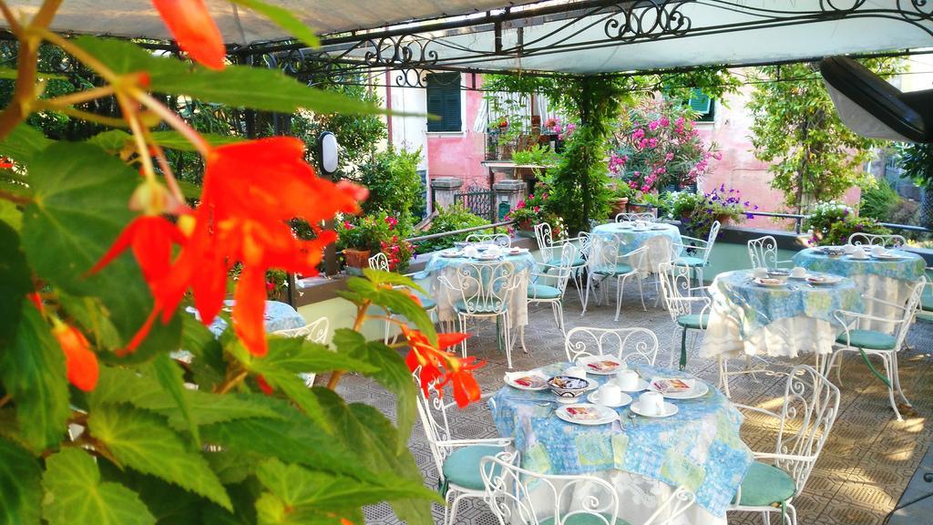 Hotel Pensione Moderna Bonassola Kültér fotó